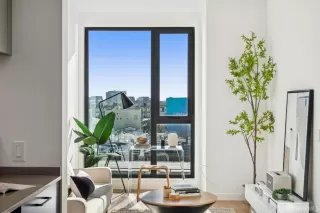 Photo #3: 426105060 Listing 