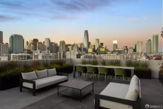 Photo #6: 426105064 Listing