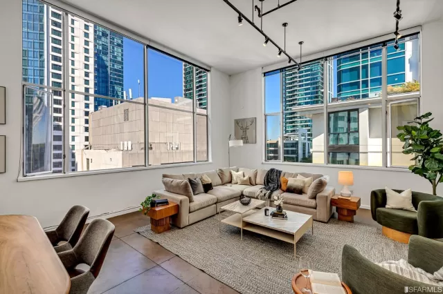 MLS: 426105116 Condo For Sale