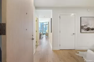 Photo #2: 426105135 Listing