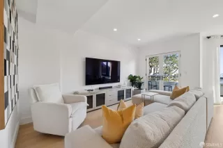 Photo #4: 426105245 Listing 