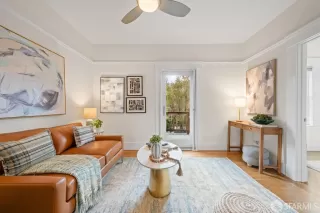 Photo #6: 426105404 Listing