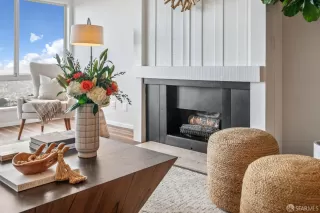 Photo #3: 426105516 Listing