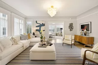 Photo #5: 426105866 Listing 