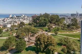 Photo #3: 426105946 Listing 