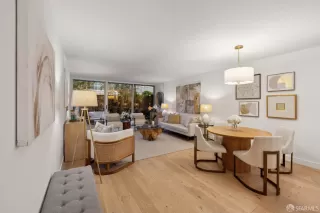 Photo #5: 426105946 Listing 