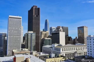 Photo #2: 426105983 Listing