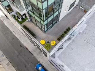 Photo #2: 426106047 Listing 