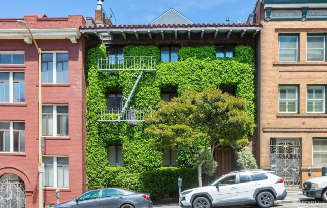 MLS: 426106053 Condo For Sale