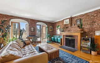 Photo #3: 426106053 Listing