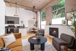 Photo #1: 426106192 Listing 