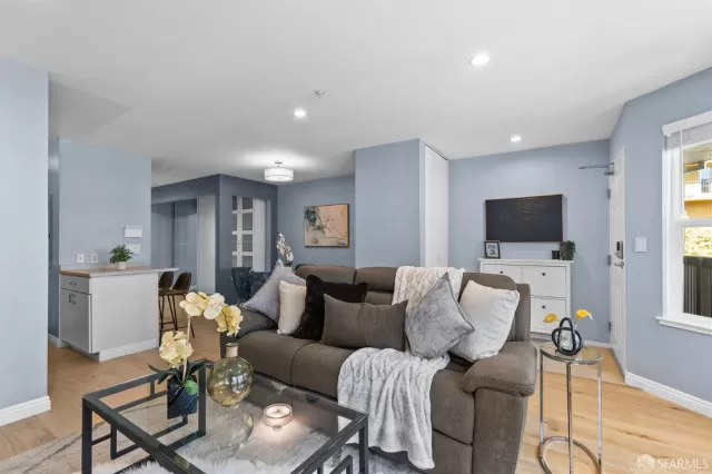 MLS: 426106369 Condo For Sale