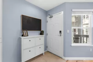 Photo #3: 426106369 Listing 