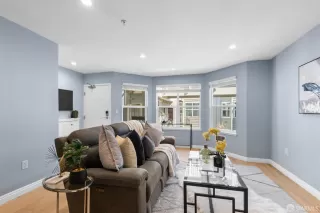 Photo #6: 426106369 Listing 