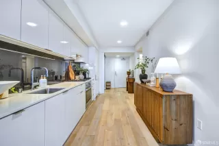 Photo #6: 426106720 Listing 