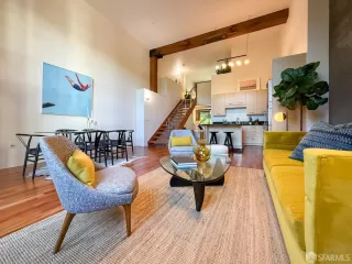 Photo #2: 426107105 Listing 