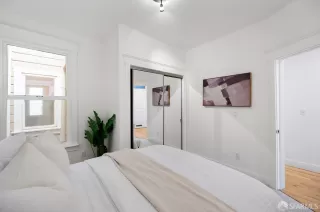 Photo #6: 426107350 Listing 