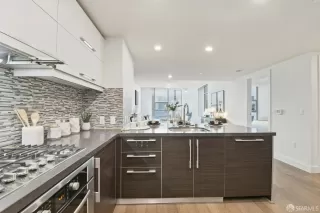 Photo #6: 426107376 Listing 