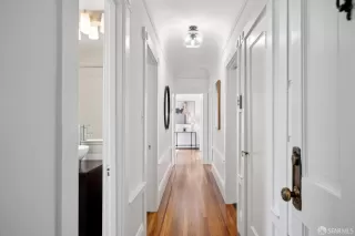 Photo #6: 426107440 Listing