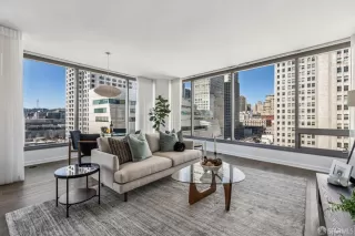 Photo #3: 426107735 Listing 