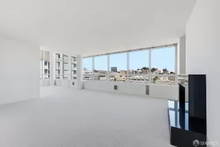 Photo #5: 426107911 Listing