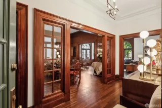 Photo #3: 426107981 Listing 