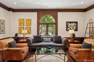 Photo #5: 426107981 Listing 