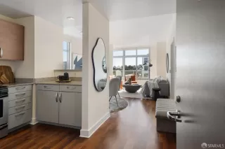 Photo #6: 426108028 Listing 