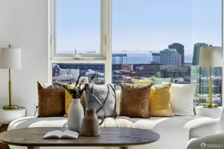 Photo #6: 426108116 Listing 