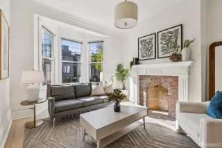 Photo #4: 426108146 Listing 