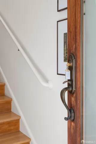 Photo #4: 426108191 Listing 