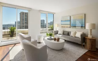 Photo #4: 426108246 Listing 