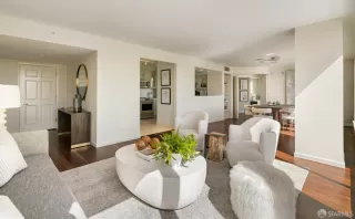 Photo #5: 426108246 Listing 