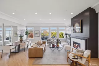 Photo #2: 426108349 Listing 