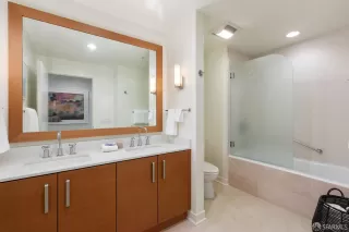 Photo #5: 426108439 Listing 