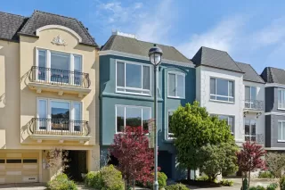 Photo #2: 426108686 Listing