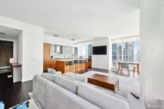 Photo #3: 426108795 Listing 