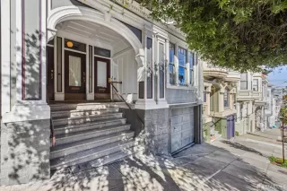 Photo #1: 426108834 Listing 