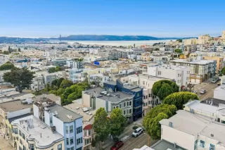 Photo #2: 426108884 Listing 