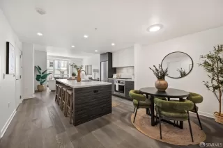 Photo #3: 426109343 Listing 