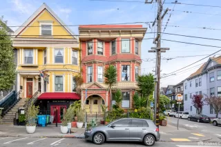 Photo #2: 426109389 Listing 