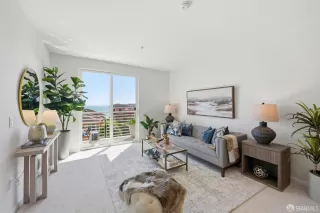 Photo #2: 426109541 Listing 