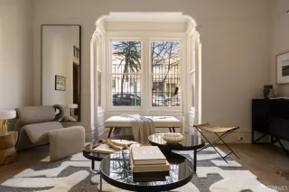 Photo #4: 426109542 Listing 