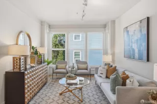 Photo #1: 426109549 Listing 