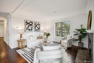 Photo #6: 426109607 Listing 