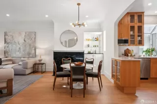 Photo #6: 426109638 Listing 