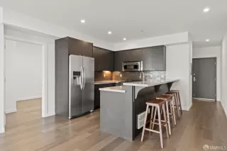 Photo #3: 426109730 Listing