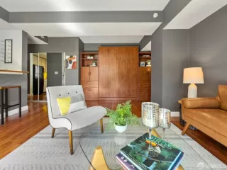 Photo #6: 426109736 Listing 