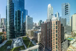 Photo #6: 426109871 Listing