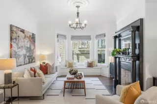 Photo #6: 426110054 Listing 